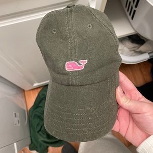 vineyard vines hat